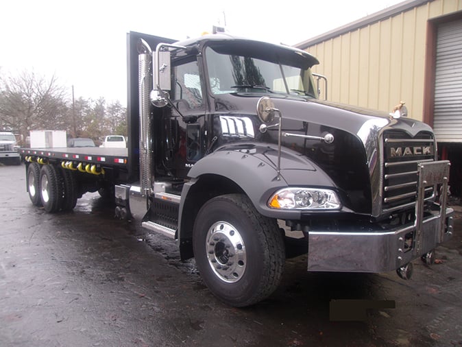 Superior Truck Equipment slider image